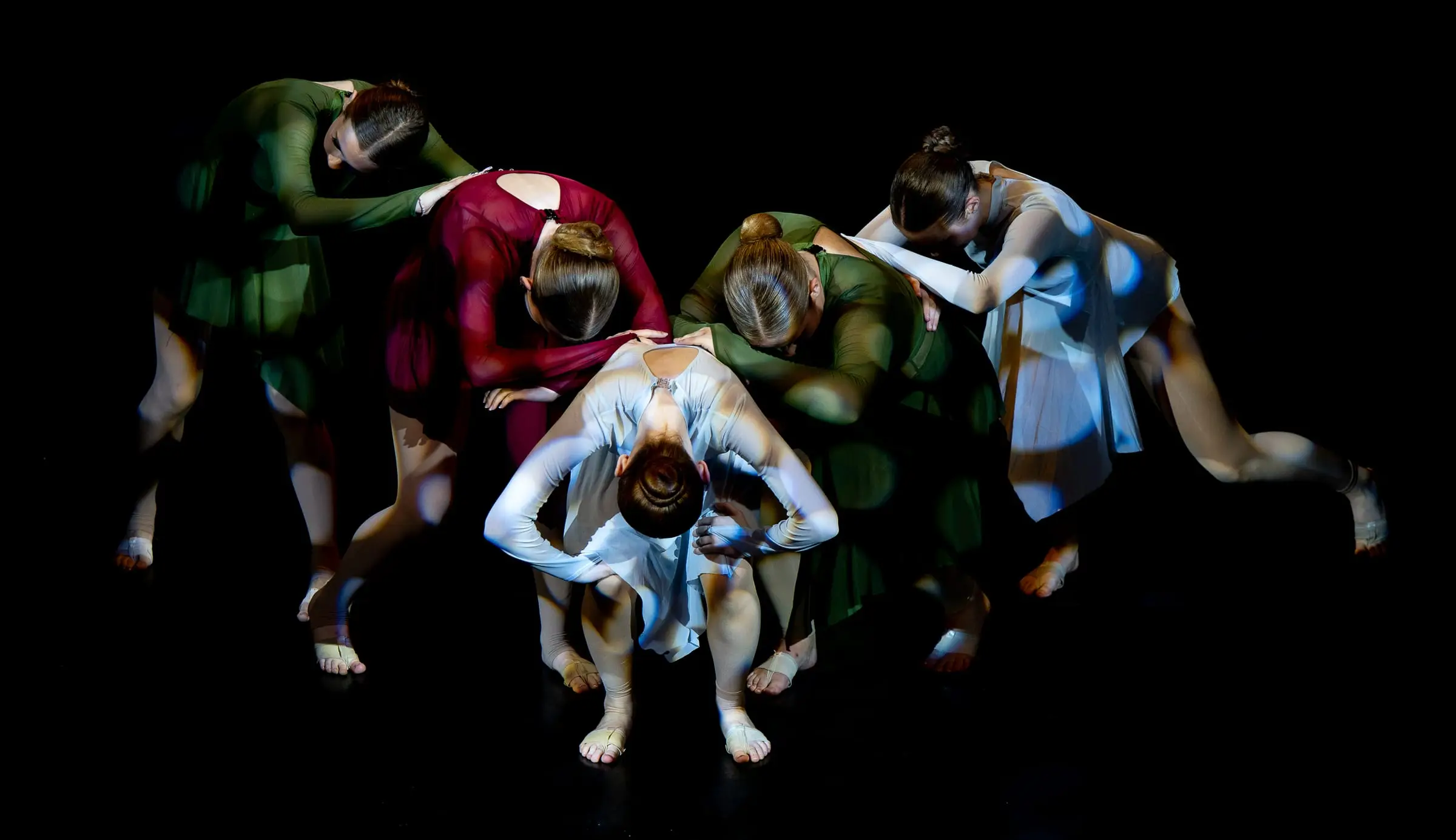 Lyrical and contemporary dancers performing at Dancemania Witney